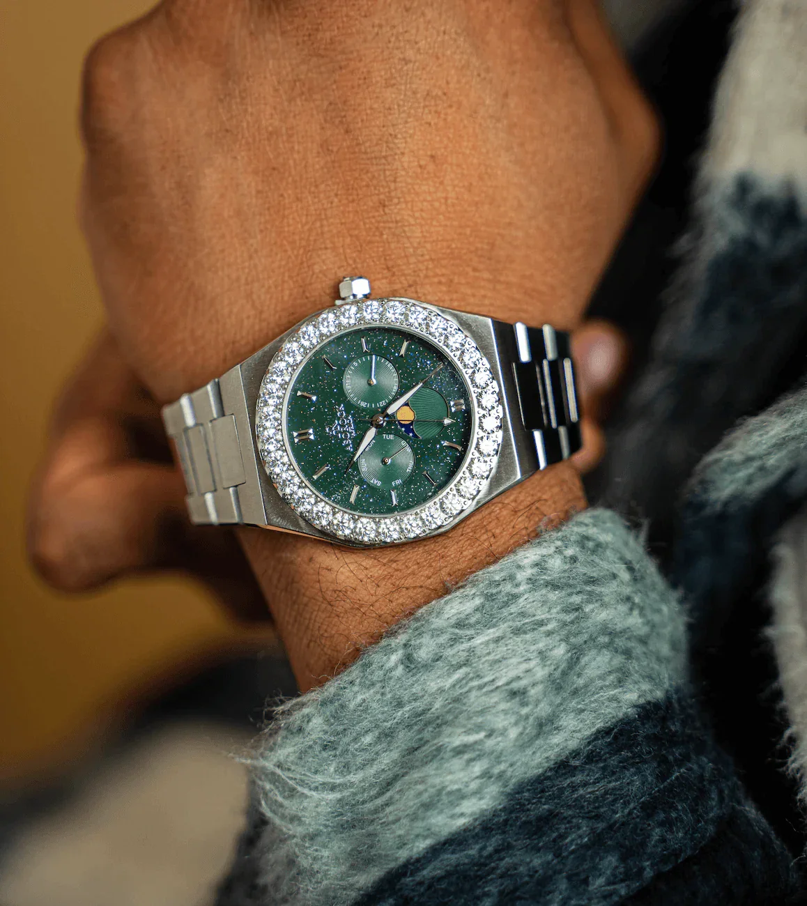 Iced diamond bezel transporter - plain straps - Image 5